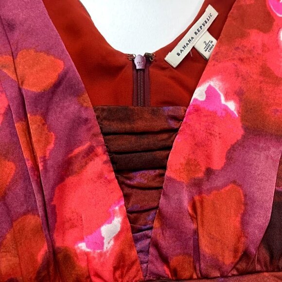 Banana Republic Dress Silk Watercolor Painting Red Pink Ruched V Neck Wedding 2 - Picture 7 of 12